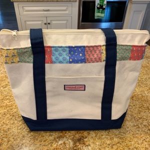 Vineyard Vines tote bag
